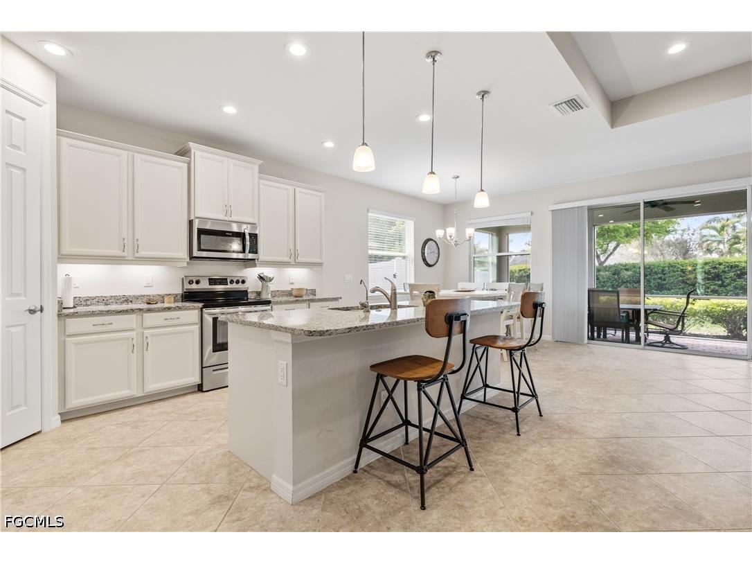 2935 Sunset Pointe Circle Cape Coral FL 33914 2026014127 image7