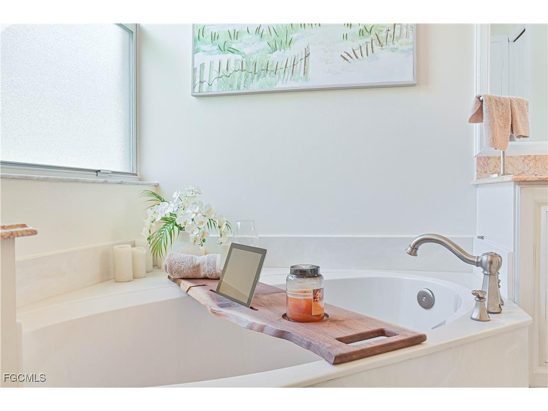 2936 Apple Blossom Drive Alva FL 33920 2025012158 image37