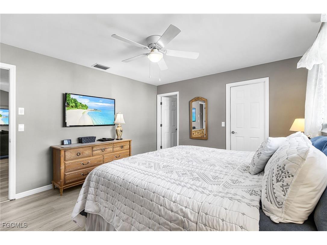 2937 Bracci Drive Saint James City FL 33956 2025022498 image27