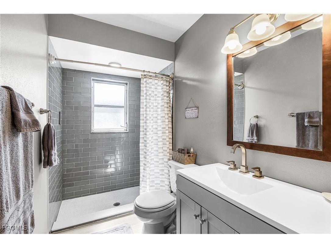 2937 Bracci Drive Saint James City FL 33956 2025022498 image30