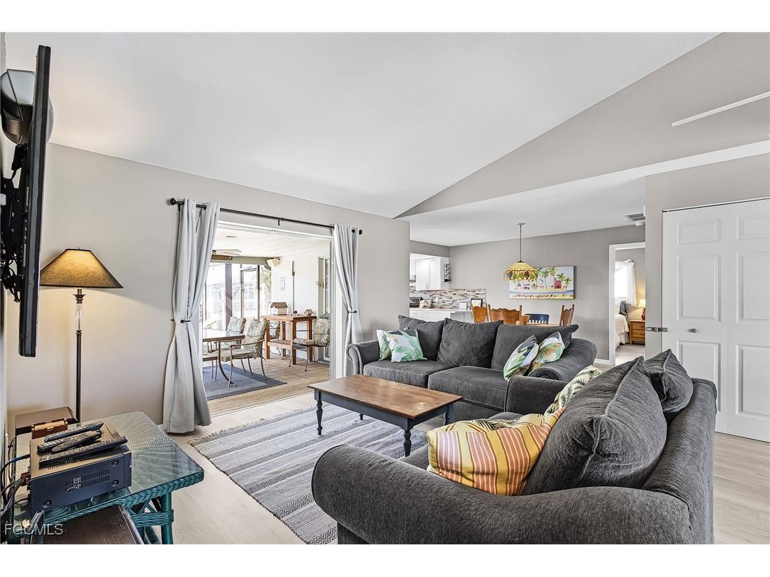 2937 Bracci Drive Saint James City FL 33956 2025022498 image37