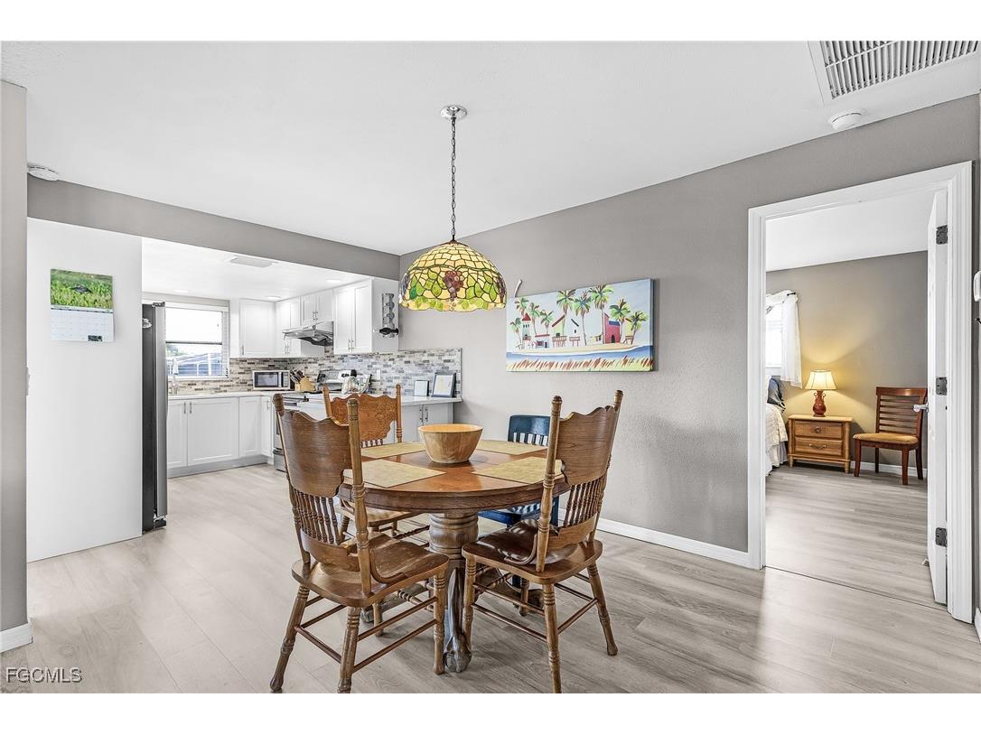 2937 Bracci Drive Saint James City FL 33956 2025022498 image38