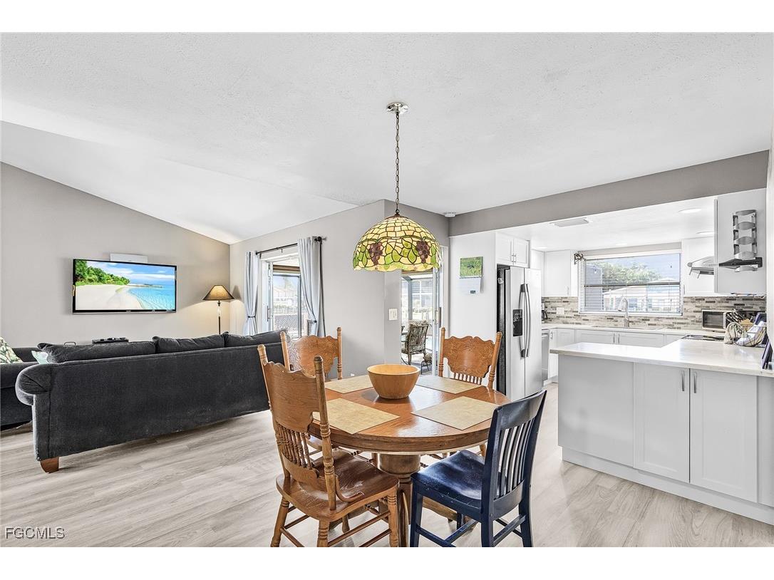 2937 Bracci Drive Saint James City FL 33956 2025022498 image39