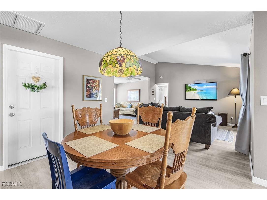 2937 Bracci Drive Saint James City FL 33956 2025022498 image40