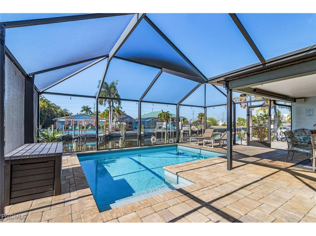 2937 Bracci Drive Saint James City FL 33956 2025022498 image6