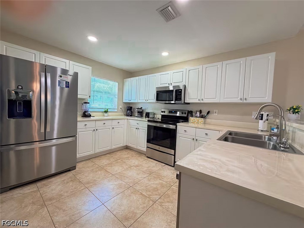 2937 SW 8th Place Cape Coral FL 33914 2026016730 image9