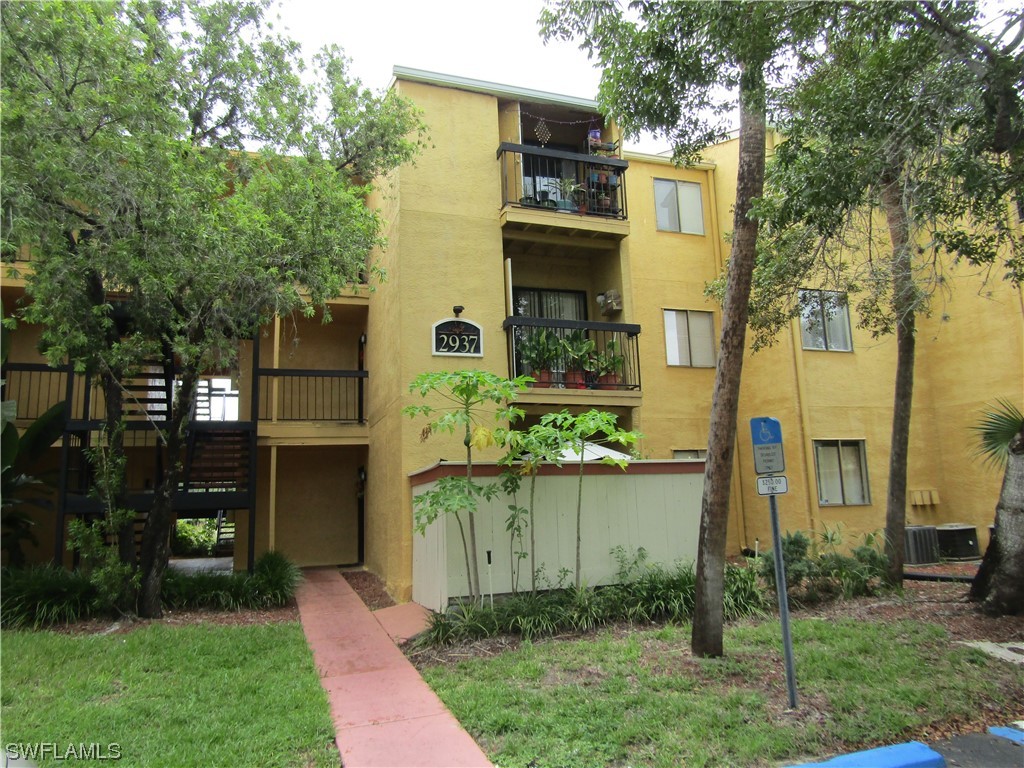 2937 Winkler Avenue #1215 Fort Myers FL 33916 223069142 image1