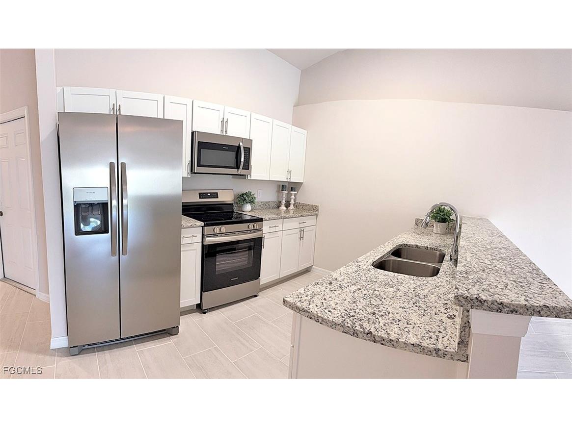 2938/3000 Santa Barbara Boulevard Cape Coral FL 33914 2025005576 image7