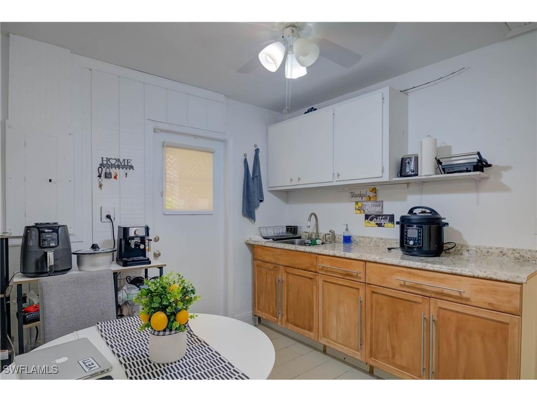 2940 10th Avenue NE Naples FL 34120 225071039 image9