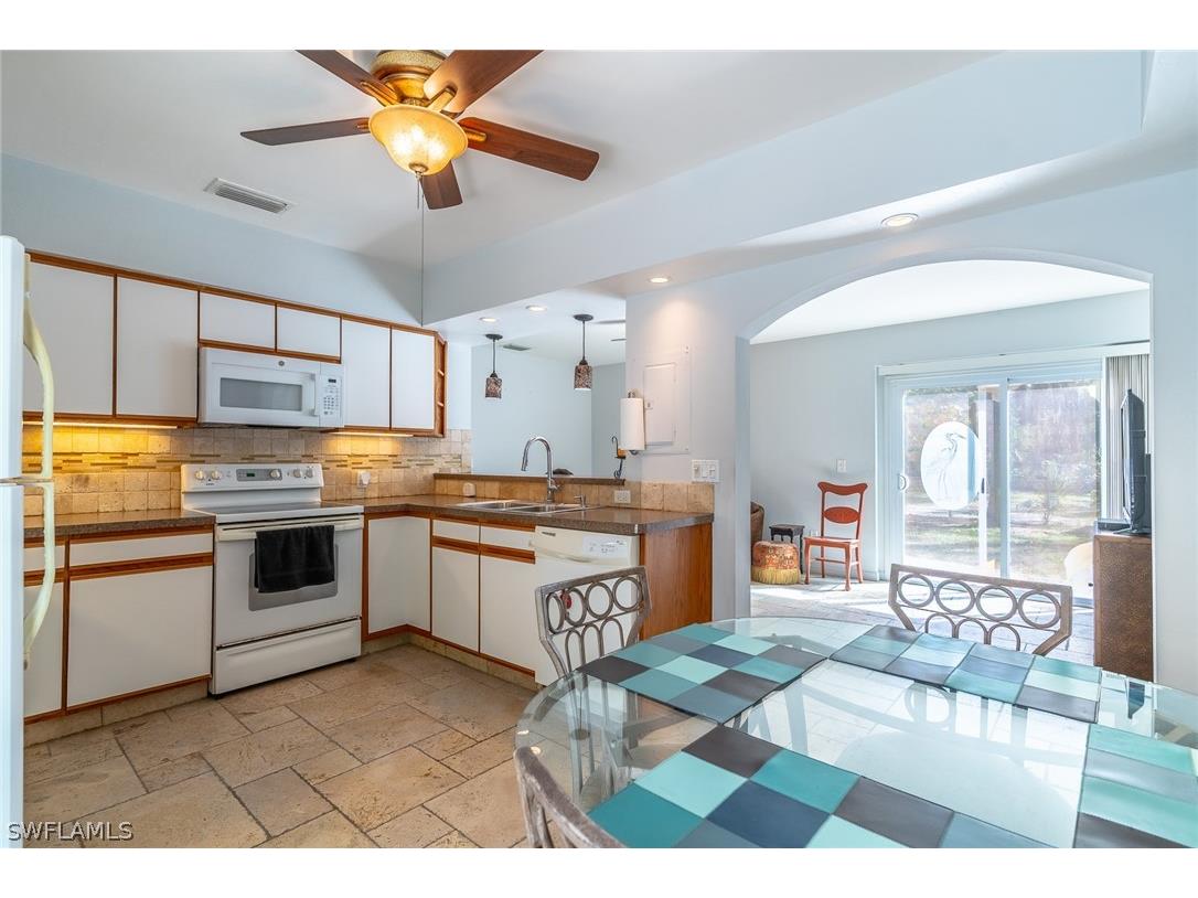 2940 Newman Drive Naples FL 34114 226007578 image17