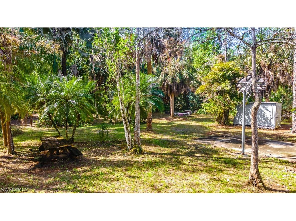 2940 Newman Drive Naples FL 34114 226007578 image25