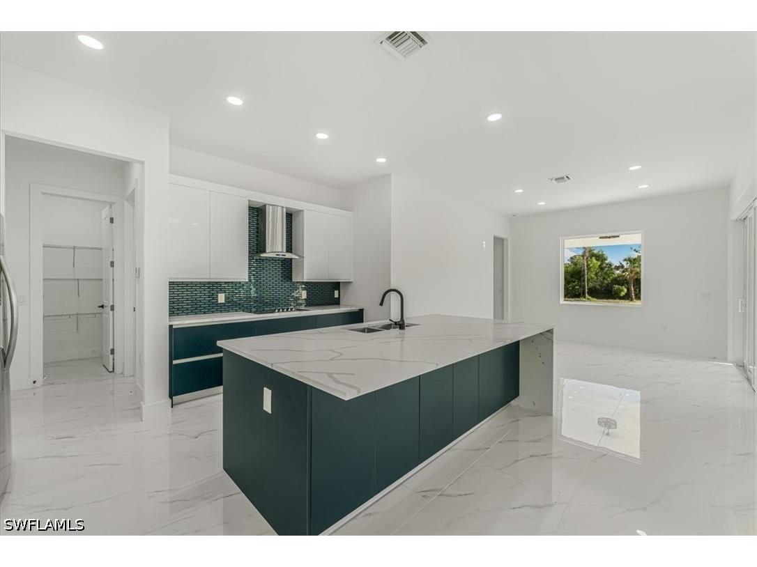 2941 37th Avenue NE Naples FL 34120 226015185 image40