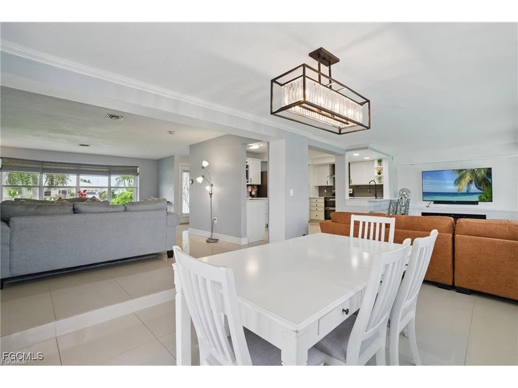 2941 SE 10th Place Cape Coral FL 33904 2025011143 image11