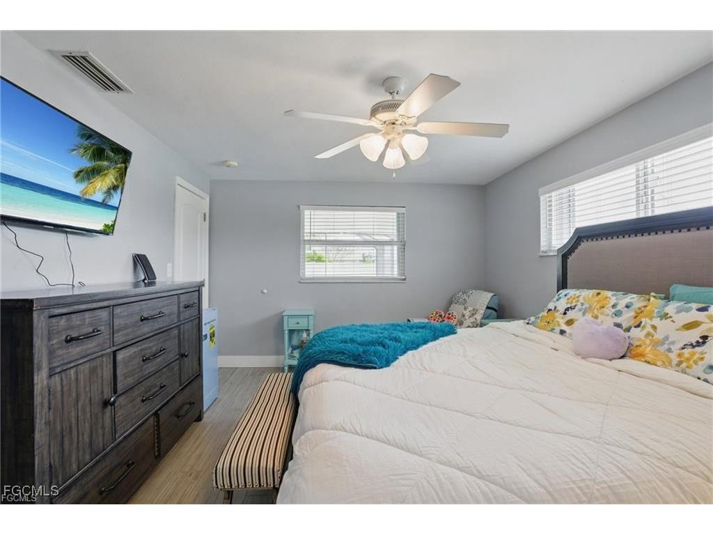 2941 SE 10th Place Cape Coral FL 33904 2025011143 image18