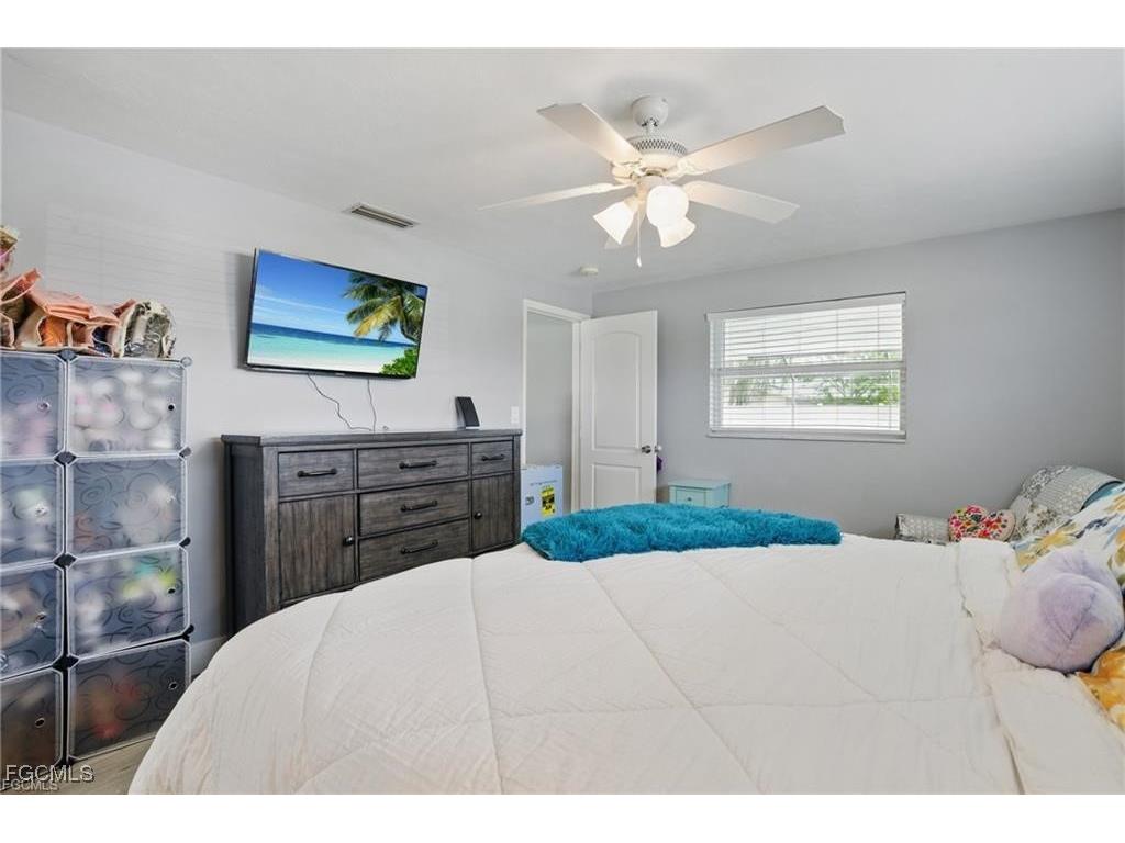 2941 SE 10th Place Cape Coral FL 33904 2025011143 image19