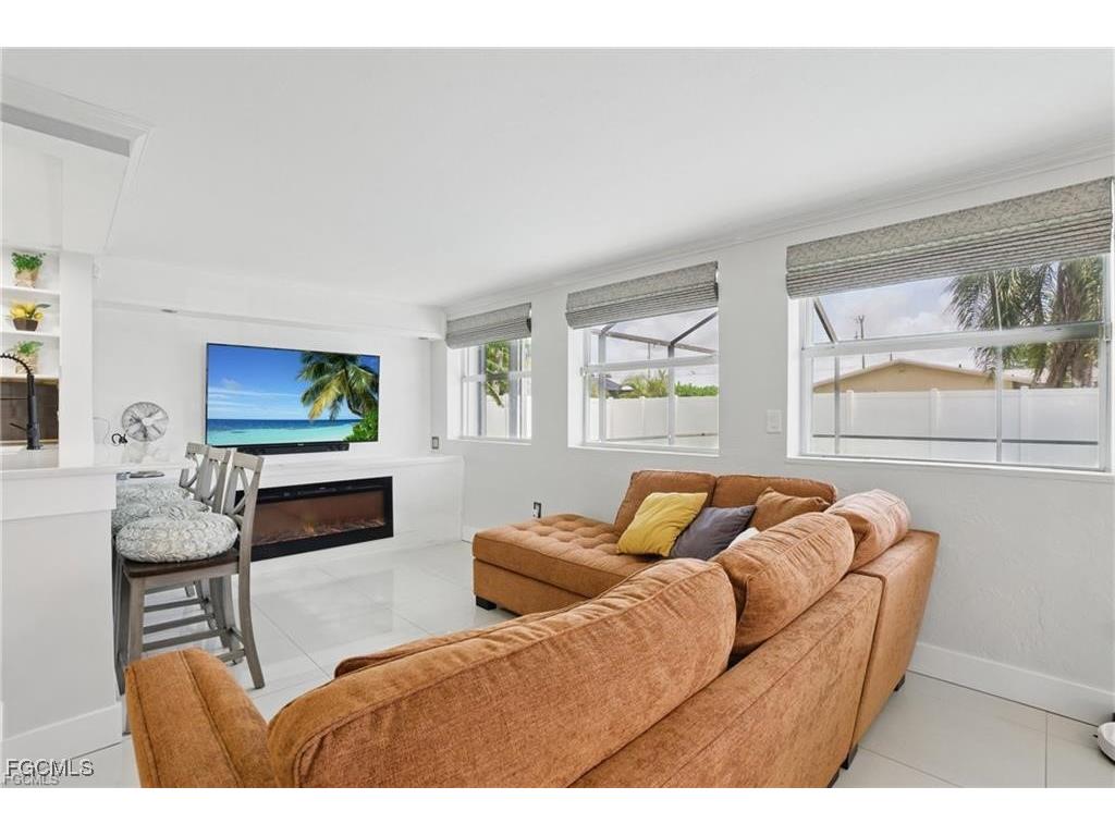 2941 SE 10th Place Cape Coral FL 33904 2025011143 image8