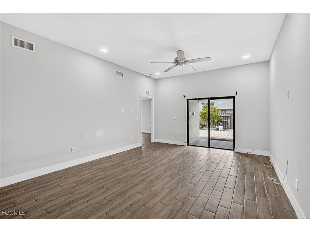 2942/2944 SW 7th Place Cape Coral FL 33914 2025008317 image14