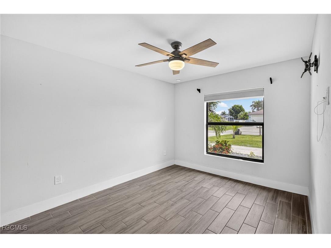 2942/2944 SW 7th Place Cape Coral FL 33914 2025008317 image15