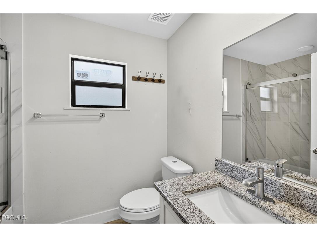 2942/2944 SW 7th Place Cape Coral FL 33914 2025008317 image18