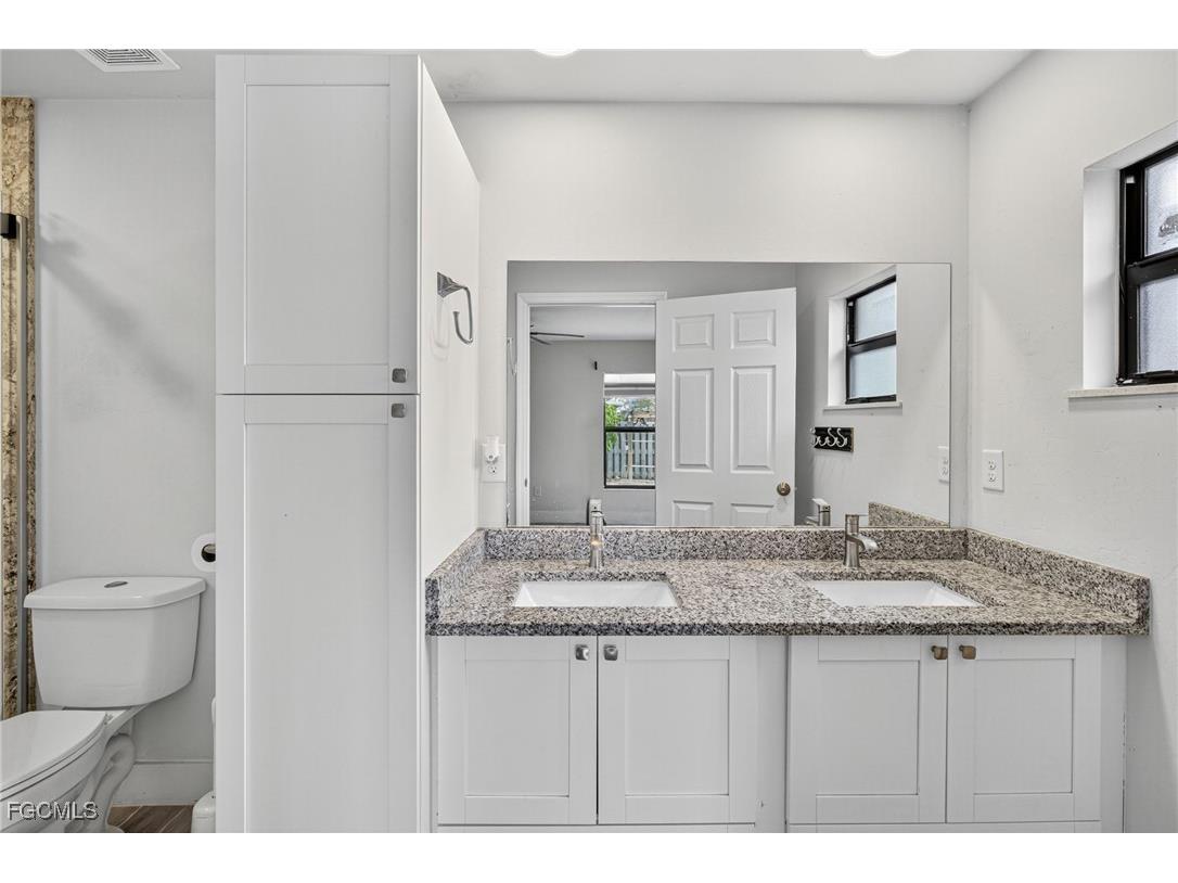 2942/2944 SW 7th Place Cape Coral FL 33914 2025008317 image24