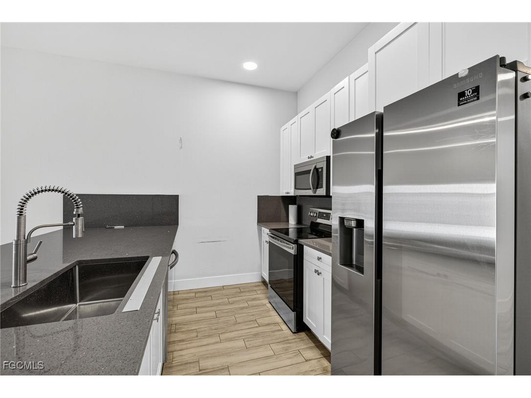 2942/2944 SW 7th Place Cape Coral FL 33914 2025008317 image9