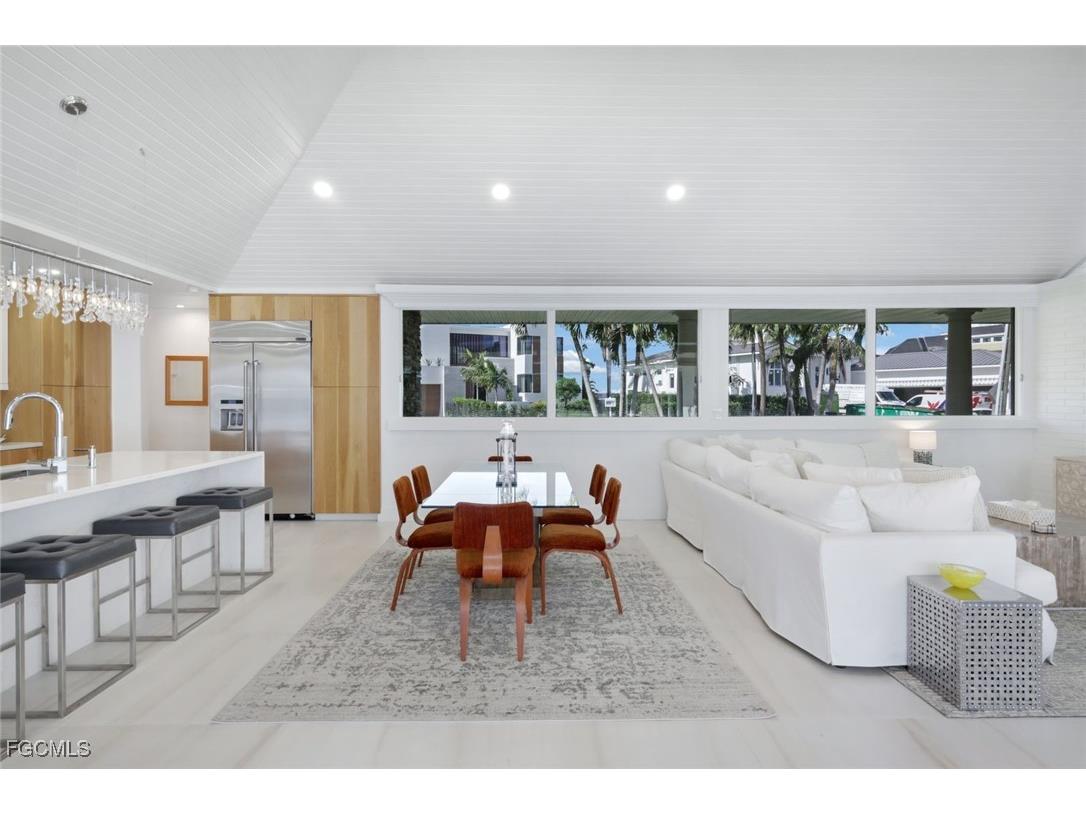 2943 Valencia Way Fort Myers FL 33901 2026004167 image13