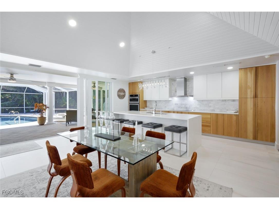 2943 Valencia Way Fort Myers FL 33901 2026004167 image14