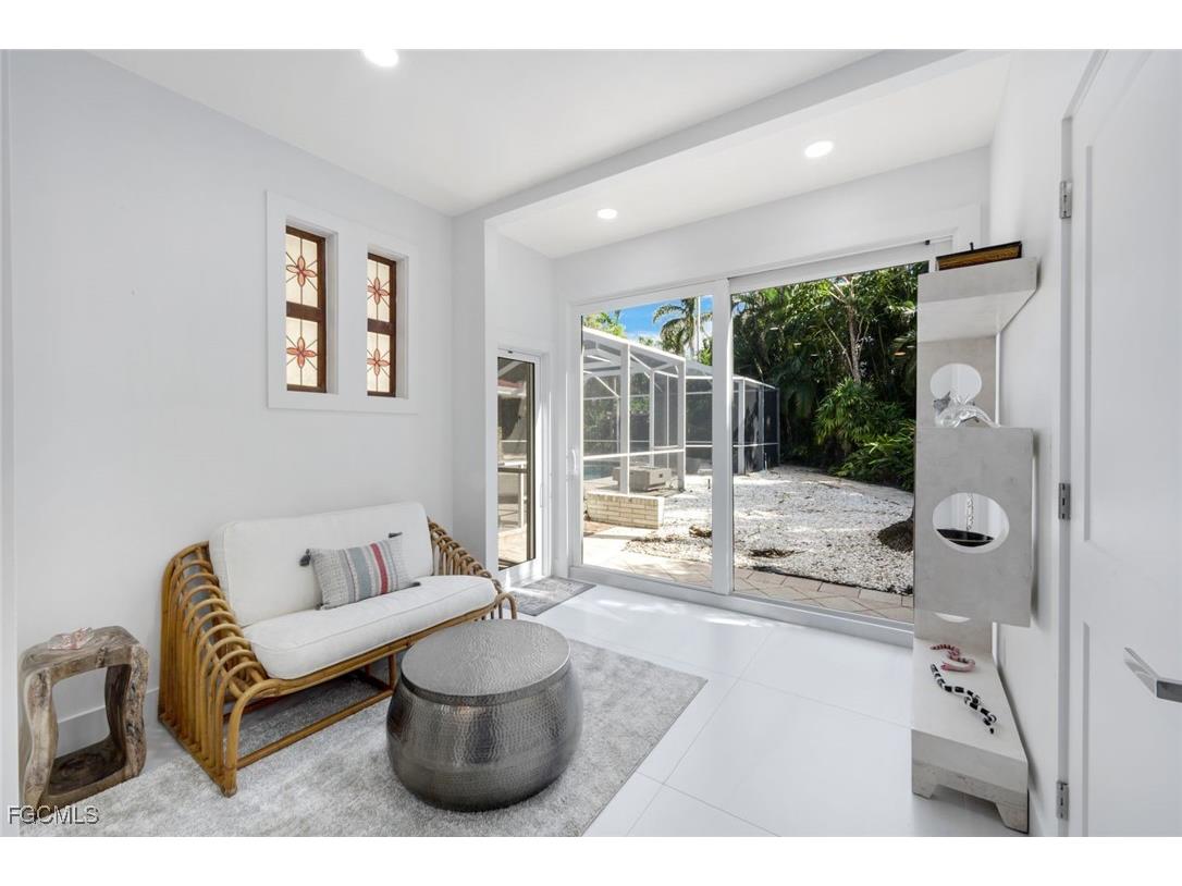 2943 Valencia Way Fort Myers FL 33901 2026004167 image31