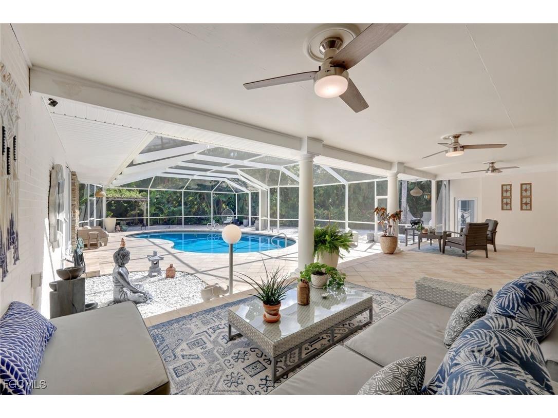 2943 Valencia Way Fort Myers FL 33901 2026004167 image39