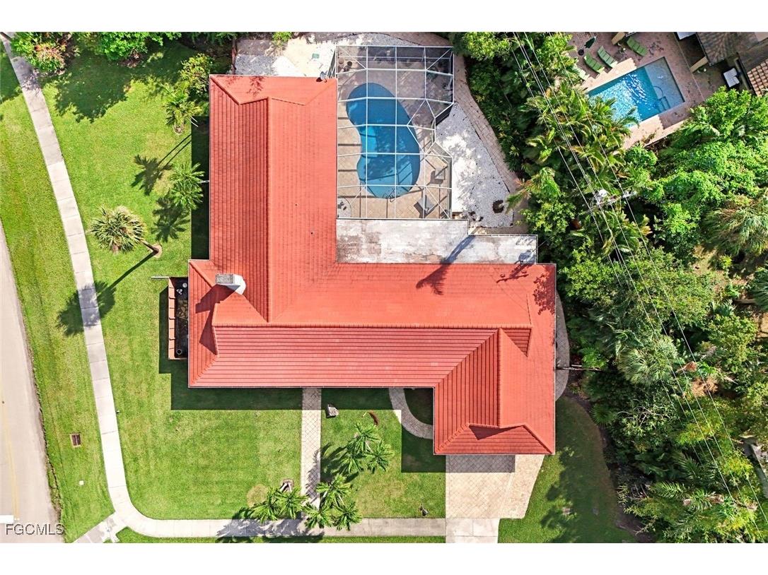 2943 Valencia Way Fort Myers FL 33901 2026004167 image44