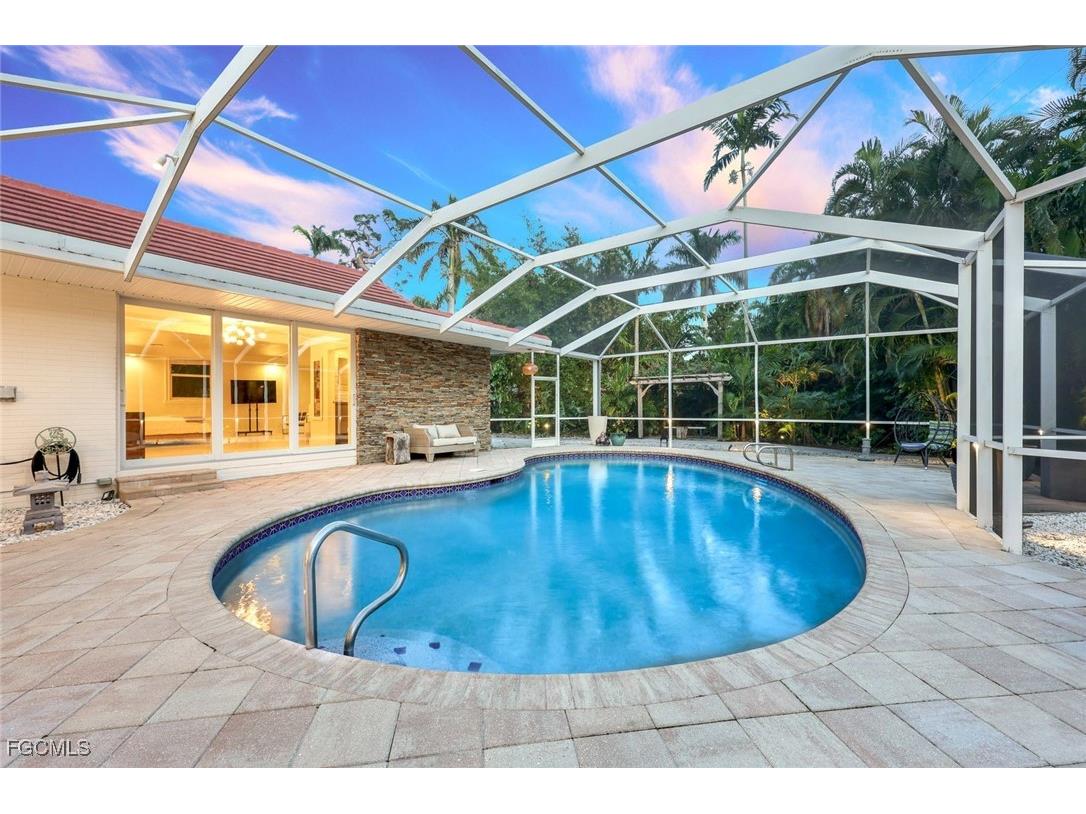 2943 Valencia Way Fort Myers FL 33901 2026004167 image46