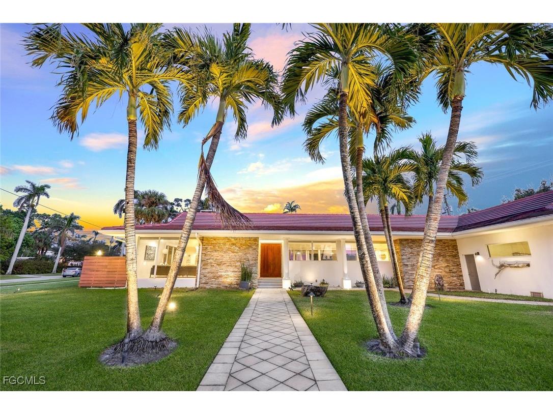 2943 Valencia Way Fort Myers FL 33901 2026004167 image47