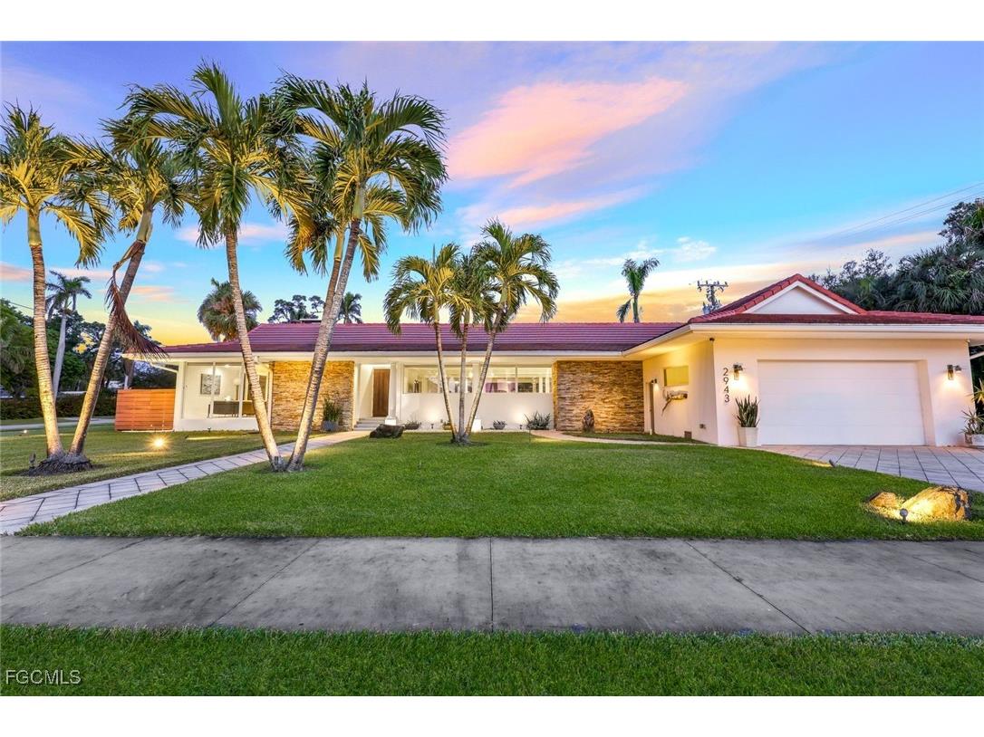 2943 Valencia Way Fort Myers FL 33901 2026004167 image48