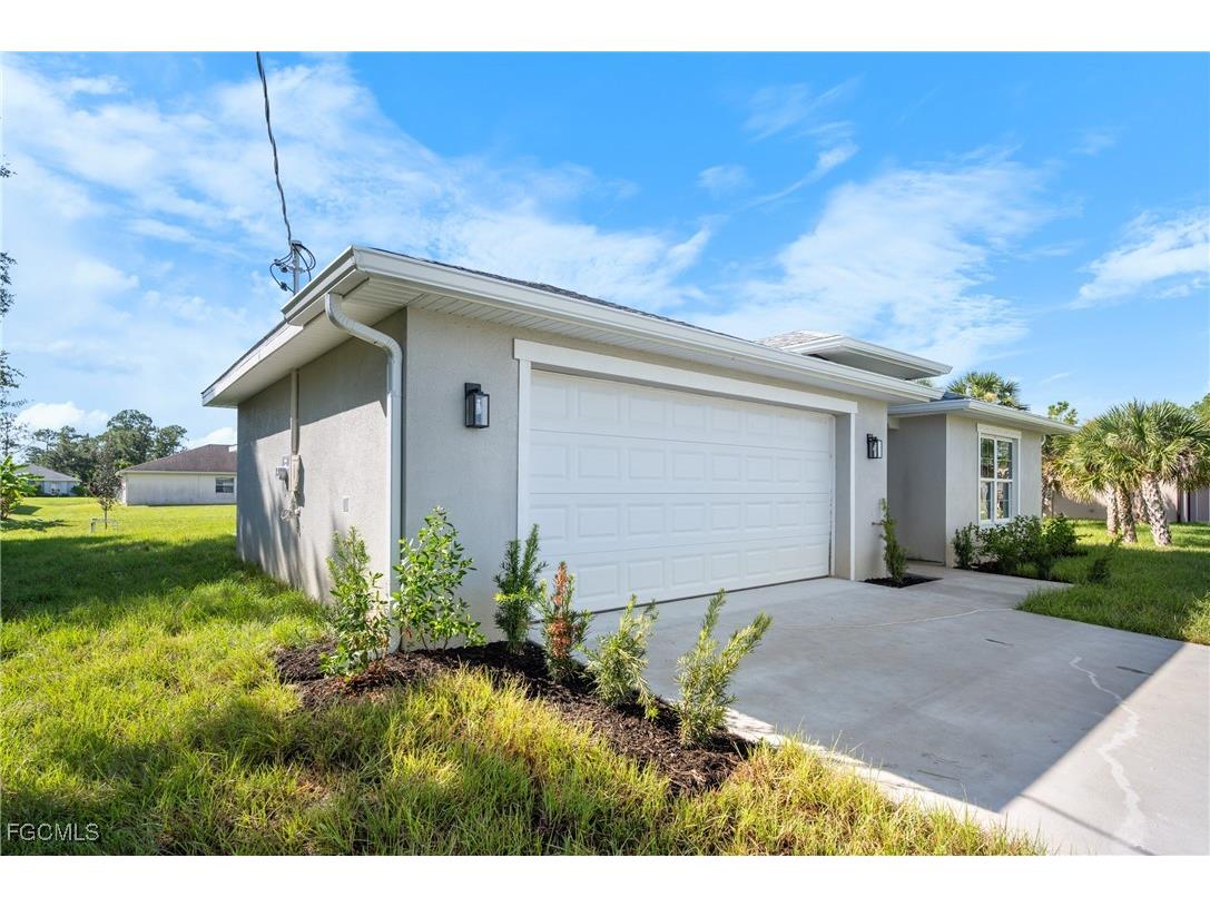 2944 Belleville Terrace North Port FL 34286 2025005899 image3