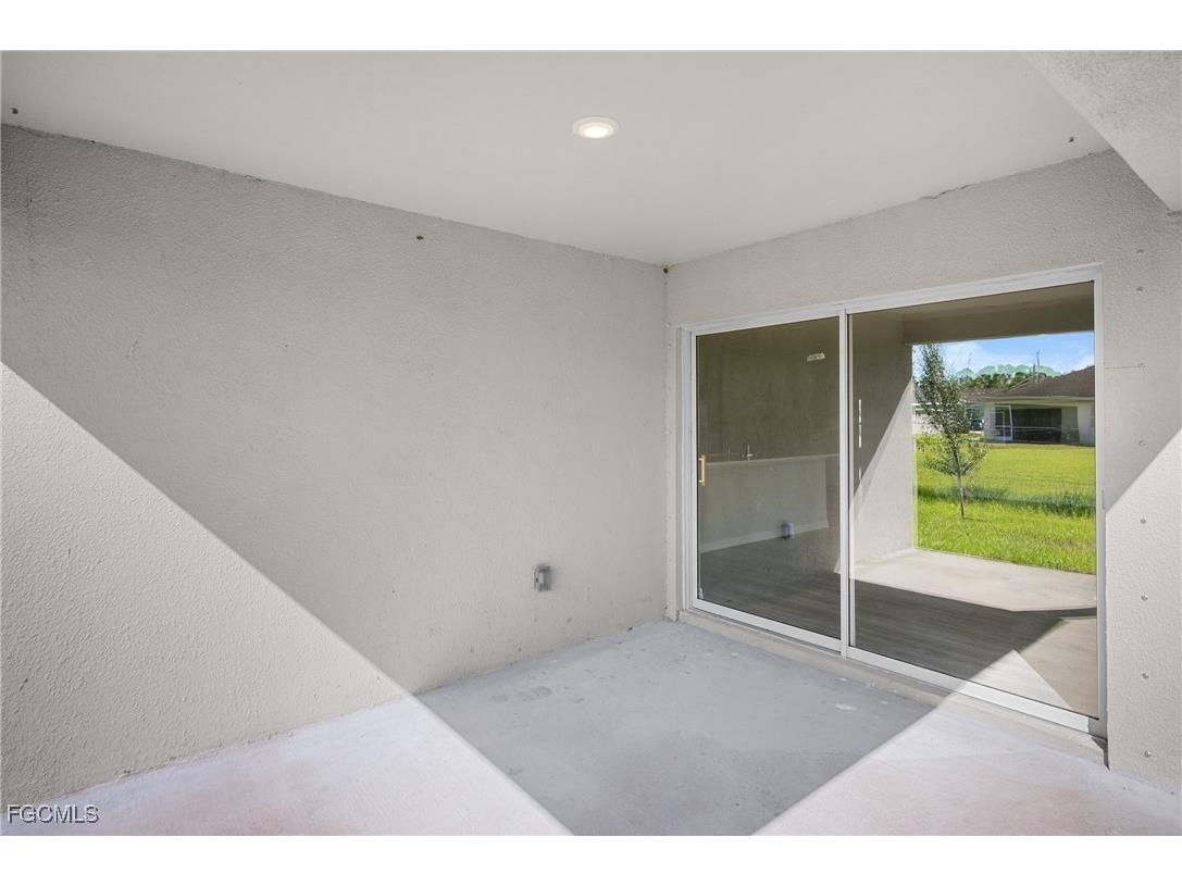 2944 Belleville Terrace North Port FL 34286 2025005899 image31