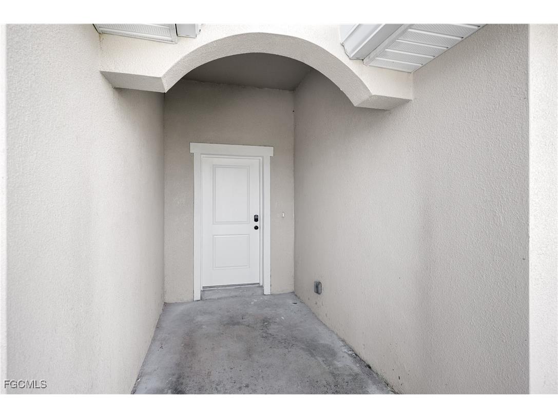 2944 Belleville Terrace North Port FL 34286 2025005899 image5