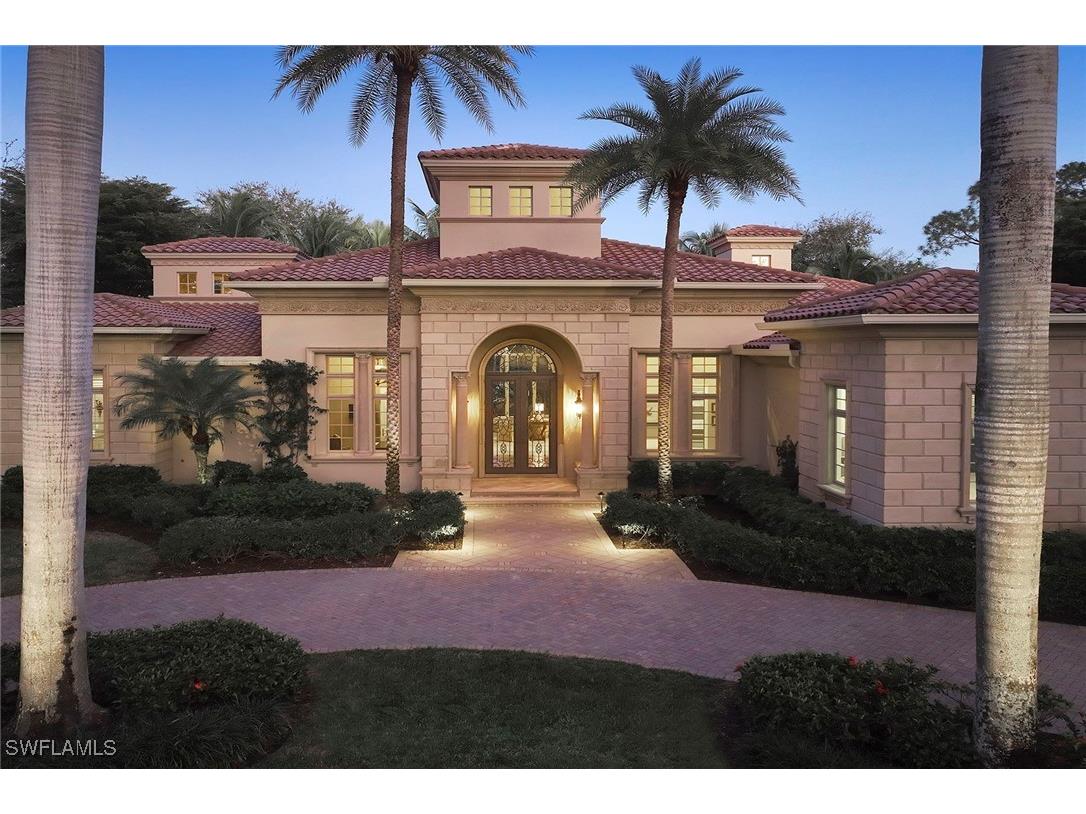 2944 Bellflower Lane Naples FL 34105 225075613 image1