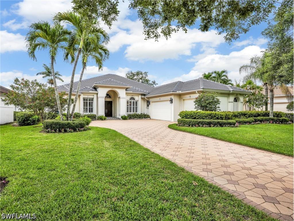 2944 Gardens Boulevard Naples FL 34105 226022874 image1