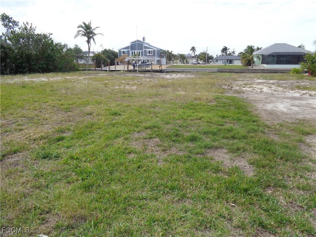 2947 Cussell Drive Saint James City FL 33956 2025024002 image6