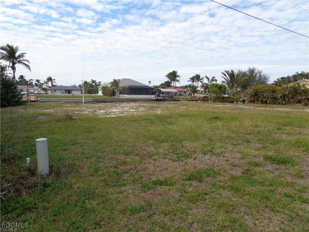 2947 Cussell Drive Saint James City FL 33956 2025024002 image7