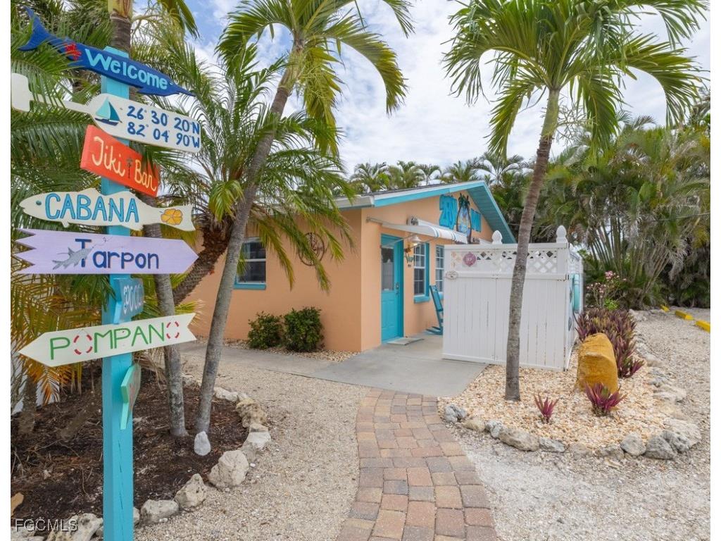 2948-2960 Oleander Street Saint James City FL 33956 2025013783 image1