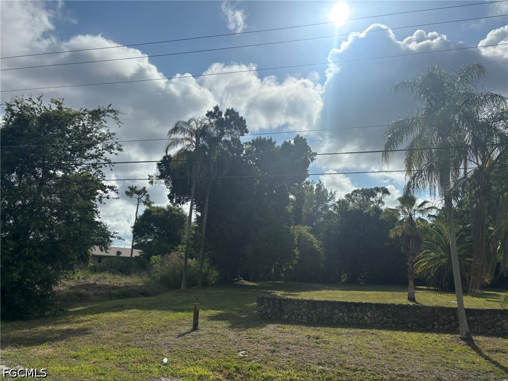 2948 Garden Street North Fort Myers FL 33917 2026023299 image2