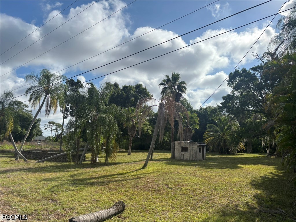 2948 Garden Street North Fort Myers FL 33917 2026023299 image3