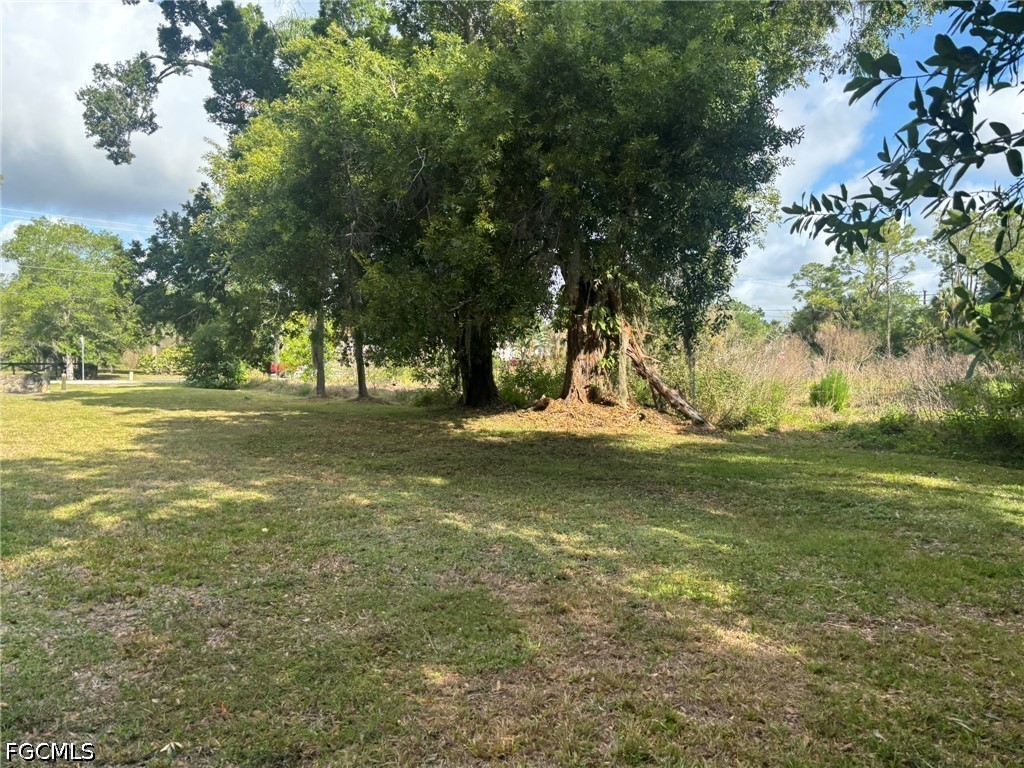 2948 Garden Street North Fort Myers FL 33917 2026023299 image5
