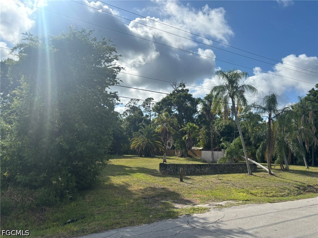 2948 Garden Street North Fort Myers FL 33917 2026023299 image6
