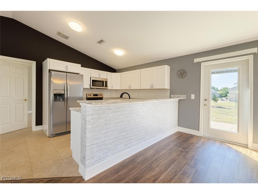 2948 SW 6th Avenue Cape Coral FL 33914 2025012073 image5