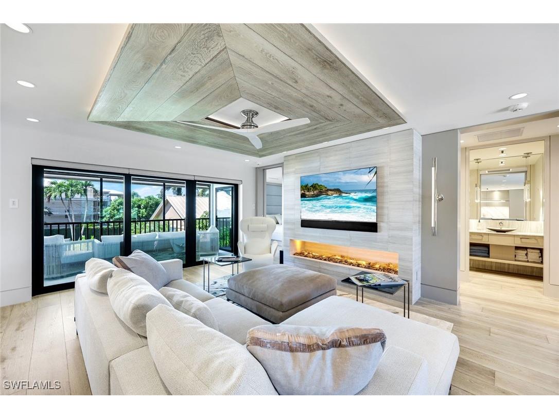 295 5th Avenue S Naples FL 34102 225073176 image3