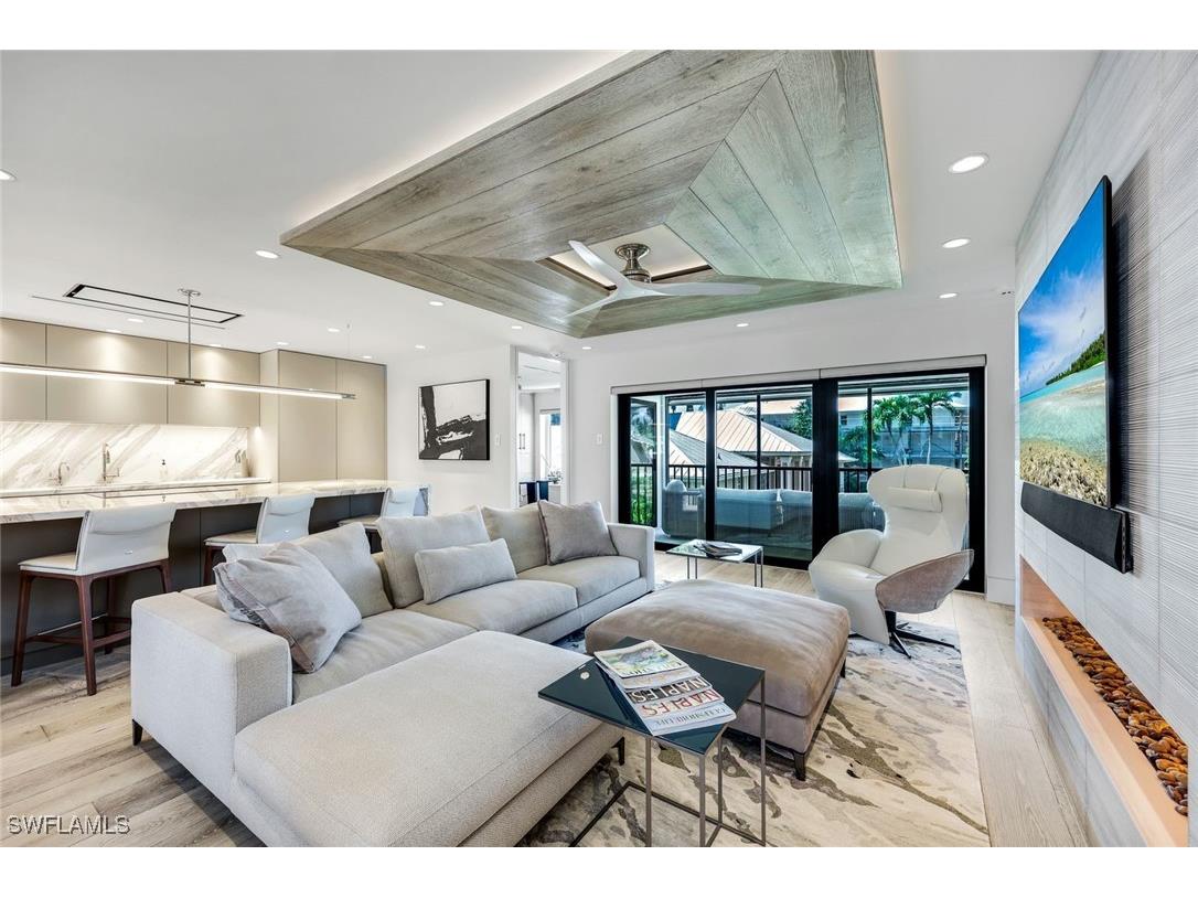 295 5th Avenue S Naples FL 34102 225073176 image4