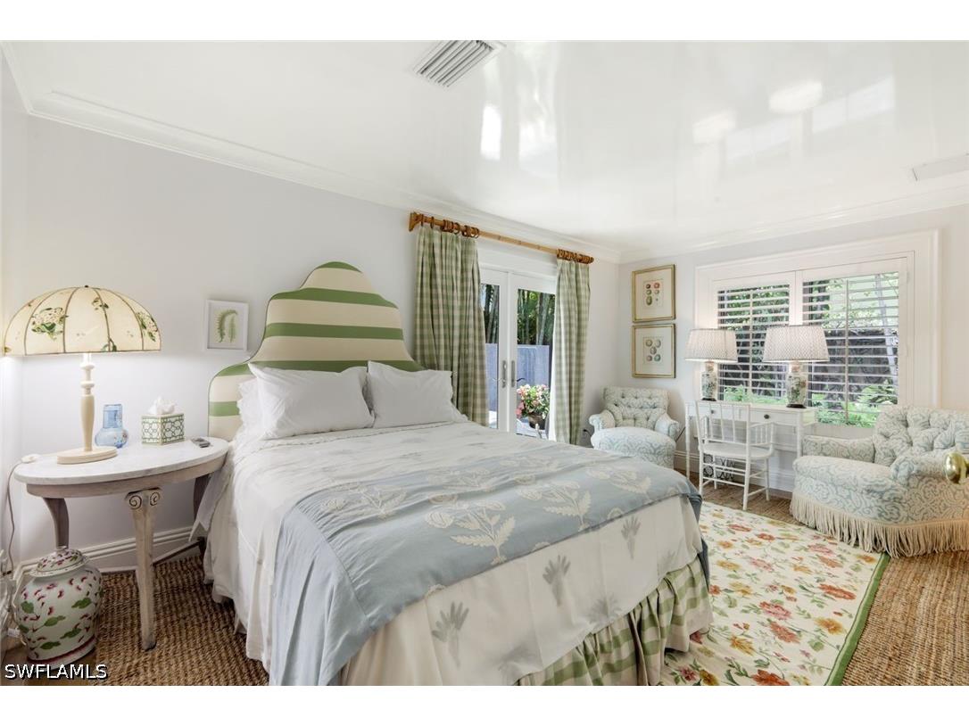 295 6th Street N Naples FL 34102 226014899 image19