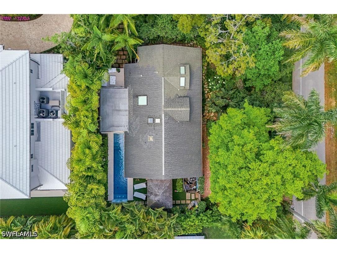 295 6th Street N Naples FL 34102 226014899 image2